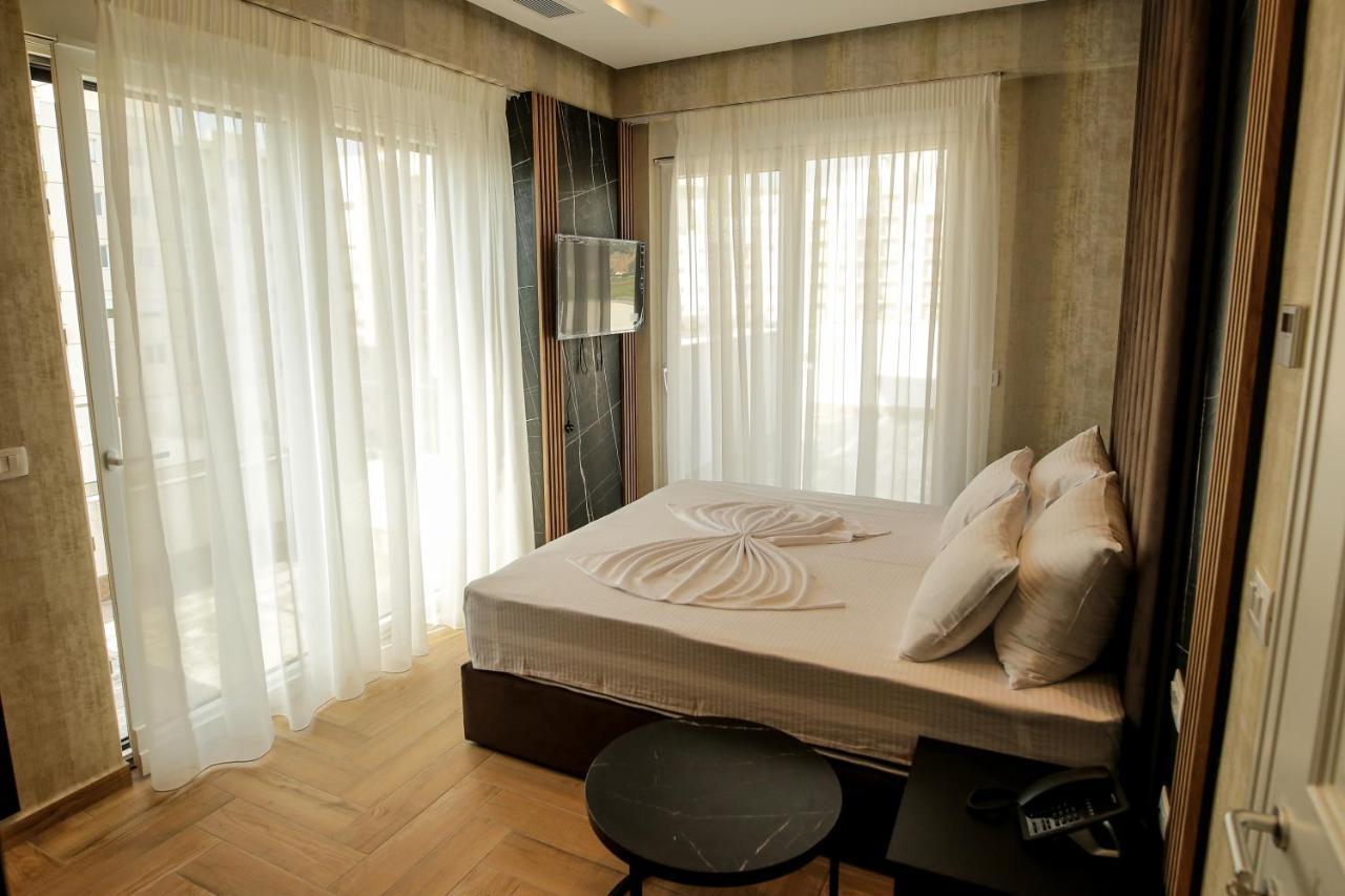 Rozafa Blu Hotel Shëngjin 外观 照片