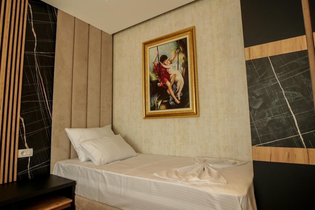 Rozafa Blu Hotel Shëngjin 外观 照片