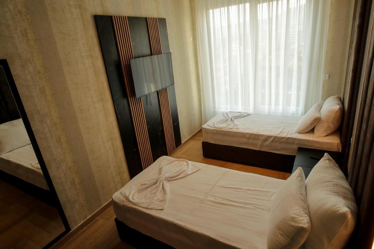 Rozafa Blu Hotel Shëngjin 外观 照片