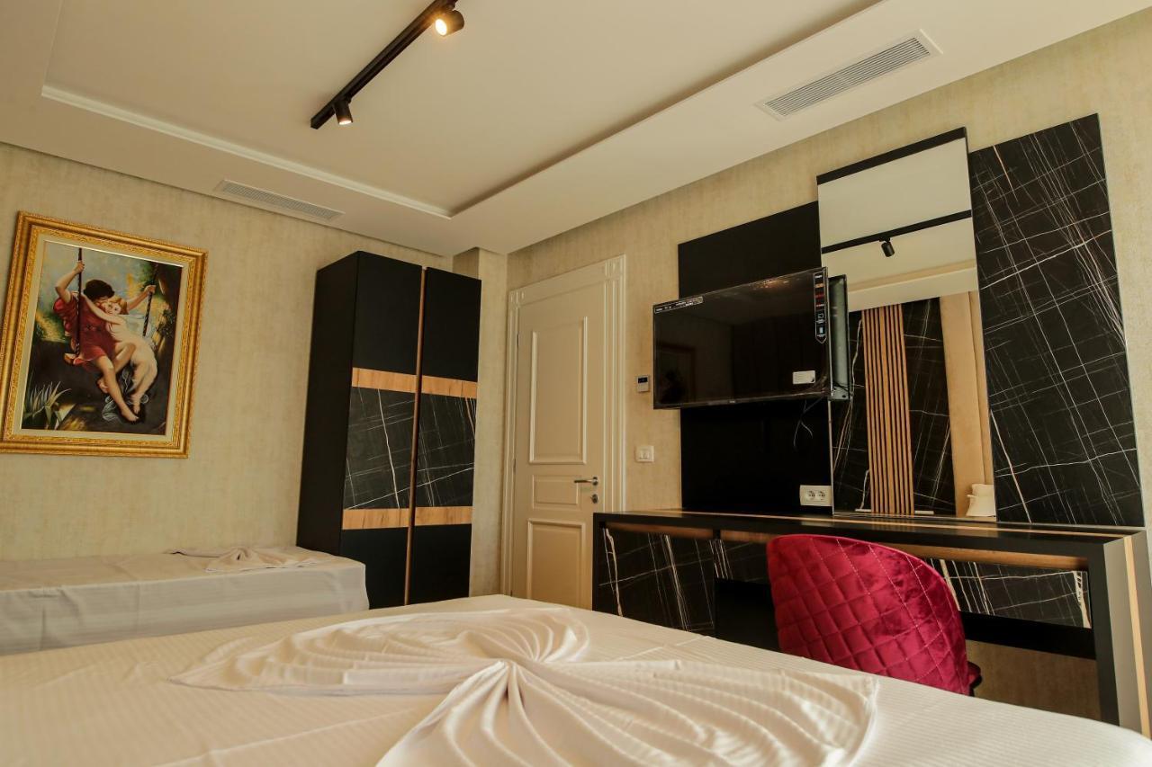 Rozafa Blu Hotel Shëngjin 外观 照片