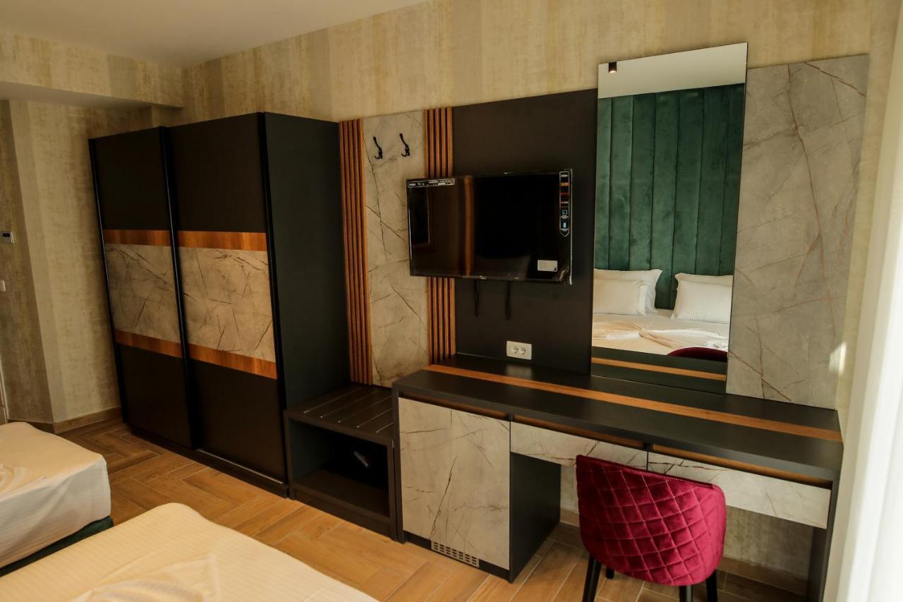 Rozafa Blu Hotel Shëngjin 外观 照片