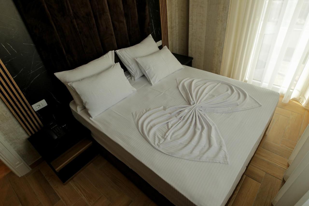 Rozafa Blu Hotel Shëngjin 外观 照片
