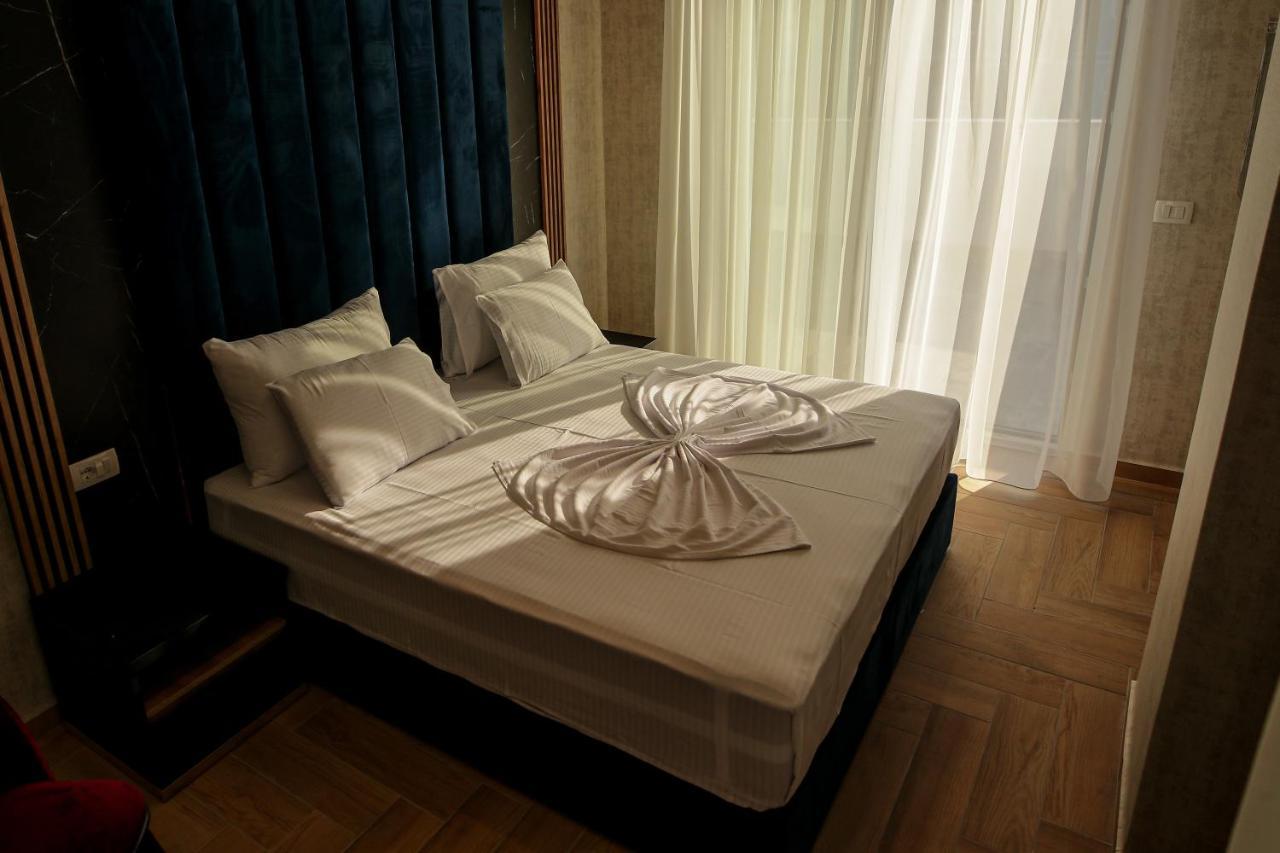 Rozafa Blu Hotel Shëngjin 外观 照片