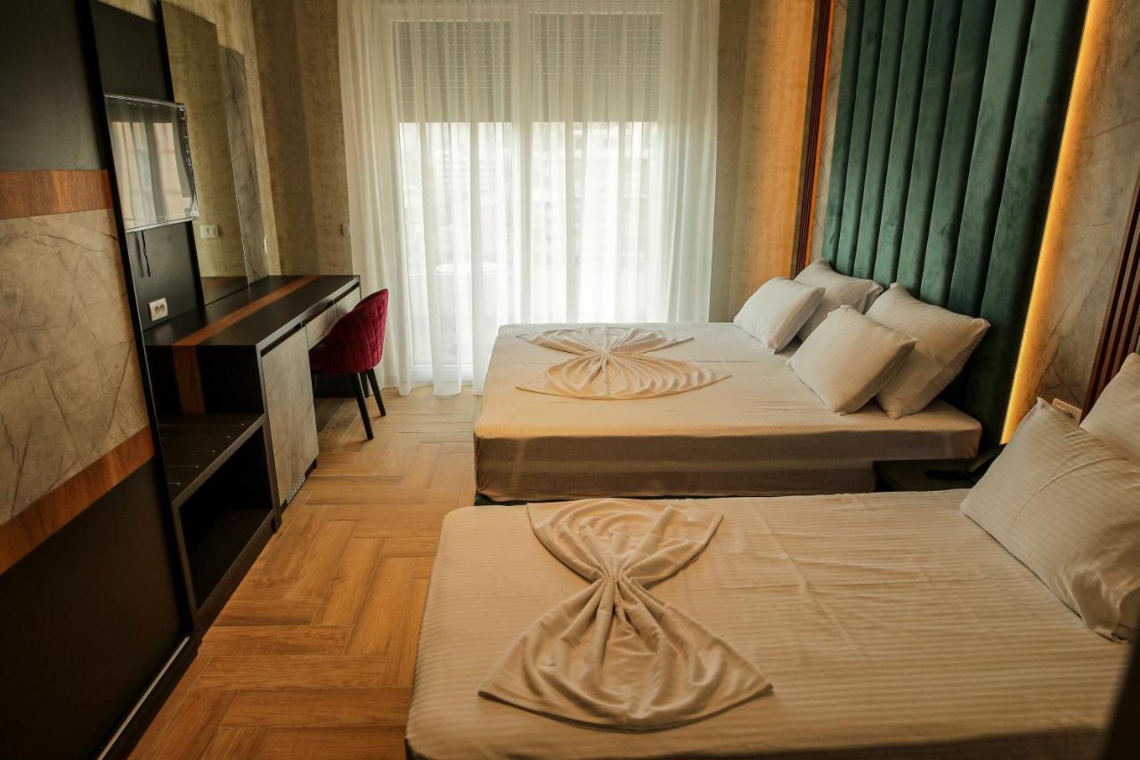 Rozafa Blu Hotel Shëngjin 外观 照片