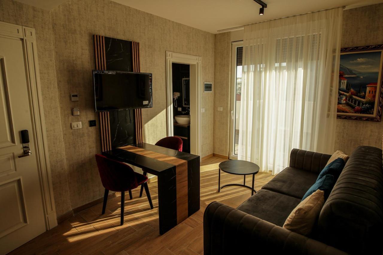 Rozafa Blu Hotel Shëngjin 外观 照片